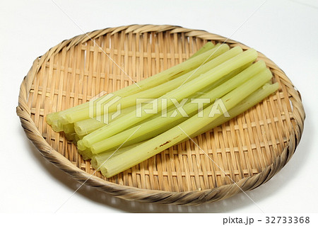 下処理されたふき､蕗の煮物用 32733368