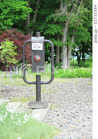 風変わりでアンティークな郵便受け 風変わりでアンティークな郵便受け 32733384