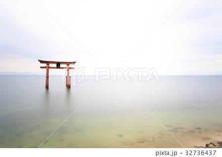 琵琶湖の朝 琵琶湖の朝 32736437