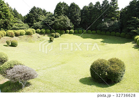 岱崎出丸すり鉢曲輪(史跡山中城址:三島市) 岱崎出丸すり鉢曲輪(史跡山中城址:三島市) 32736628