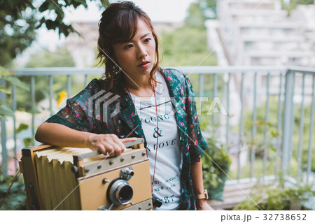 Photographer 32738652