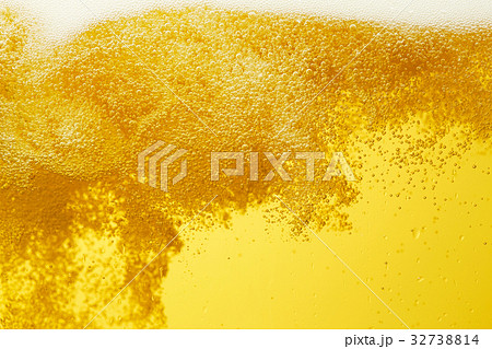 ビールのクローズアップ ビールのクローズアップ 32738814
