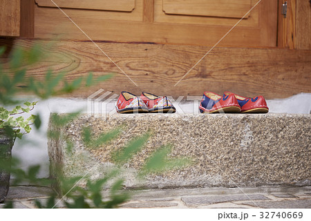 靴 屋外 室外 32740669