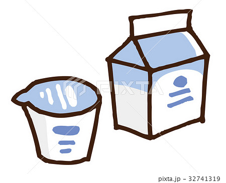 ヨーグルトと牛乳 ヨーグルトと牛乳 32741319