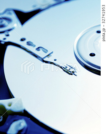 磁気ヘッドとディスク 32741953