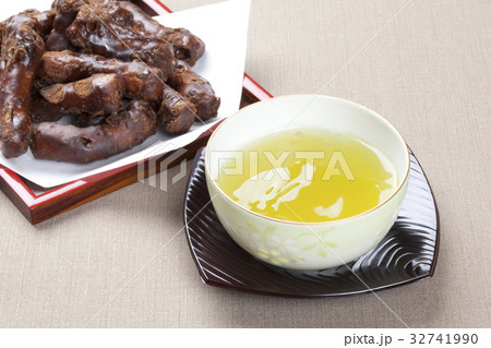 日本茶とかりんとう 日本茶とかりんとう 32741990