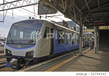 鉄道 JR東日本・五能線 リゾートしらかみ 鉄道 JR東日本・五能線 リゾートしらかみ 32744142