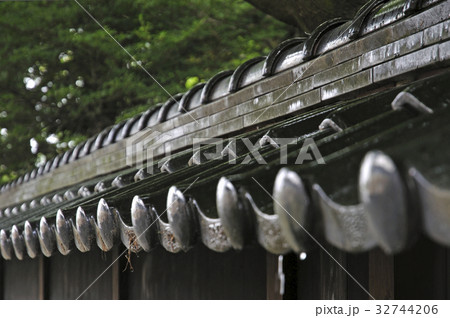 雨の旧風間家住宅　丙申堂 32744206