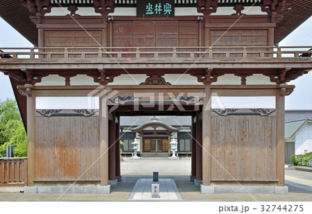 総穏寺　山門 32744275