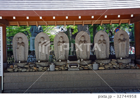 瀧泉寺 32744958