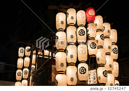 京都　祇園祭　宵山　郭巨山 32745247