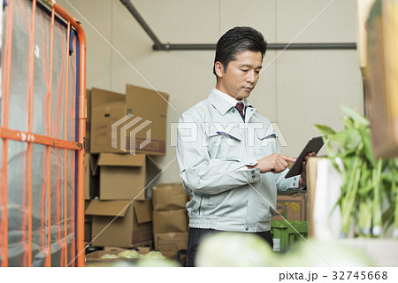 倉庫　管理 32745668