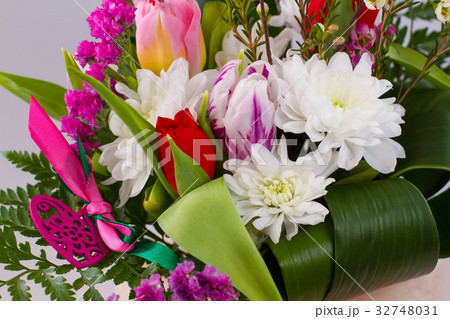 Bright spring bouquet. 32748031