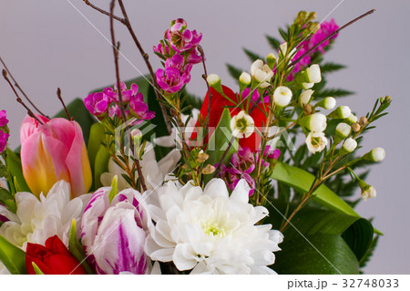 Holiday Bouquet 32748033