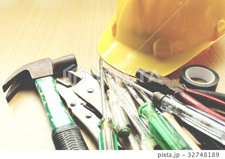 Tools and equipment for repair and construction Tools and equipment for repair and construction 32748189