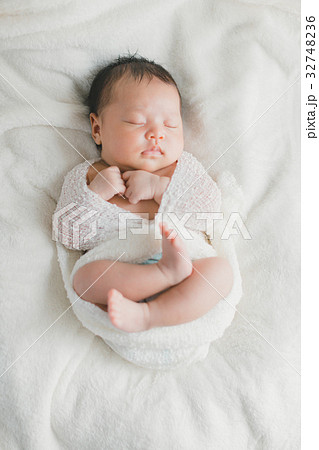 Day 28 Day 28 32748236