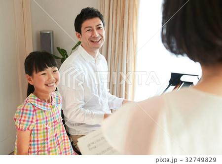 ピアノレッスン 親子 ピアノレッスン 親子 32749829