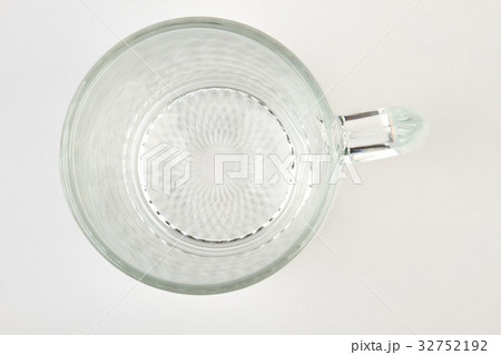 Beer mug isolated, top view. 32752192