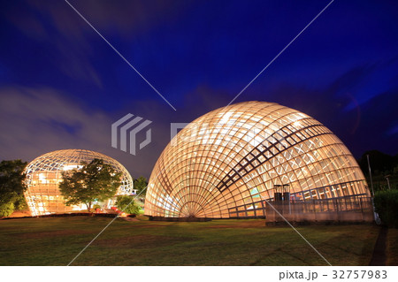 笛吹川フルーツ公園の夜景の写真素材