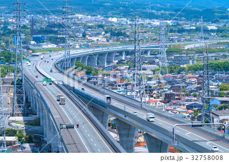 《静岡県》新東名高速道路 32758008