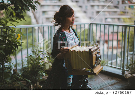 Photographer 32760167