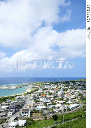 ティンダバナから見る祖納集落 ティンダバナから見る祖納集落 32761382