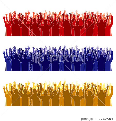 盛り上がる観客シルエット 32762504