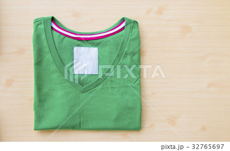 tshirt 32765697