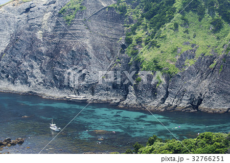南伊豆奥石廊崎 ヒリゾブルーの写真素材