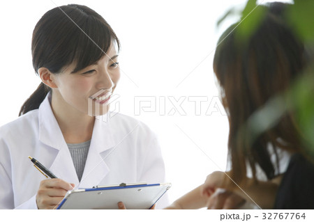 医療、小児科医イメージ、小児医療 32767764