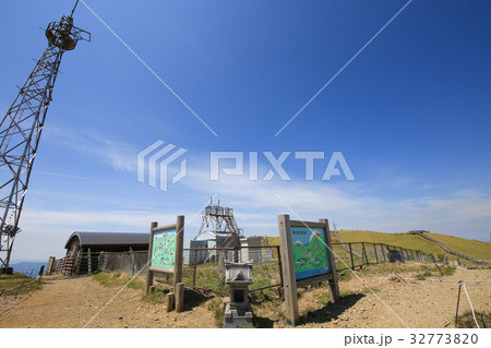 徳島県　剣山山頂　山頂の風景 32773820