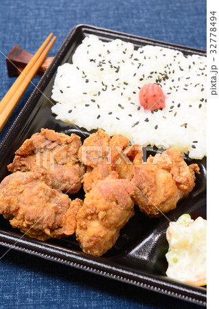 おいしい唐揚げ弁当 32778494