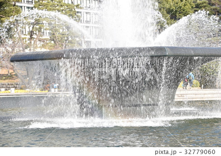 東京の噴水 32779060