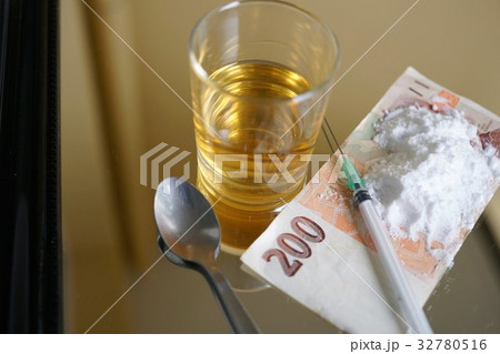 Illegal drug trafficking Illegal drug trafficking 32780516