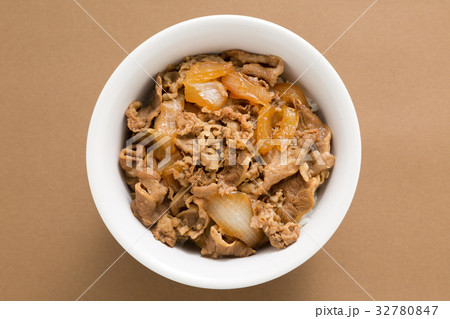 牛丼 牛丼 32780847