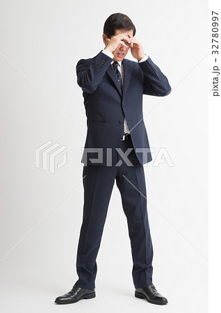 ビジネスマン　ストレス 32780997