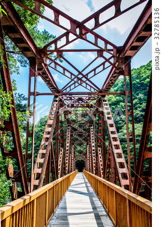 武庫川渓谷 廃線跡 鉄橋 武庫川渓谷 廃線跡 鉄橋 32785136