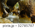 千仏鍾乳洞 32785707