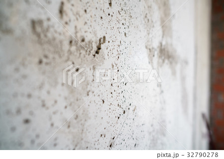 angle shot of new concrete wall with shallow focus angle shot of new concrete wall with shallow focus 32790278