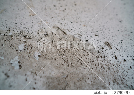 angle shot of new concrete wall with shallow focus 32790298