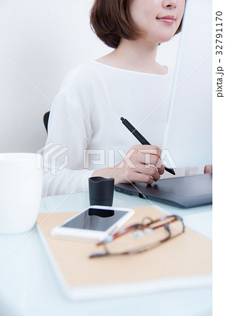 ビジネス デスク デザイン ビジネス デスク デザイン 32791170