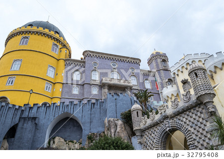 Palacio da Pena in Sintra (portugal) Palacio da Pena in Sintra (portugal) 32795408
