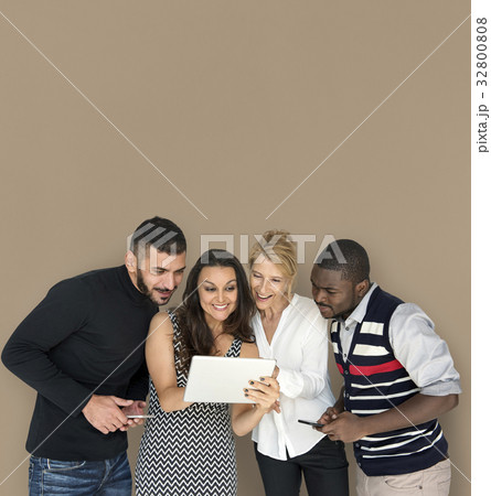 Friends Together Smile Happy Gathering Friends Together Smile Happy Gathering 32800808