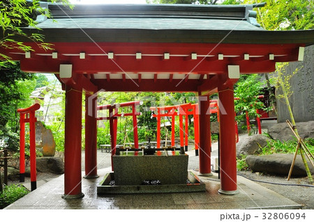 熱海来宮神社境内の手水舎 32806094