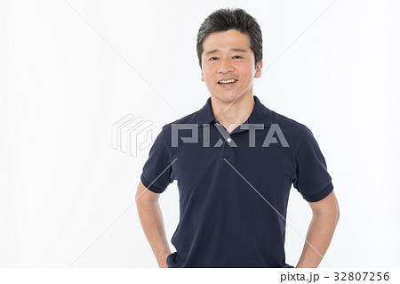 ミドル　男性 32807256