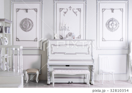 Light classic living room interior with piano Light classic living room interior with piano 32810354