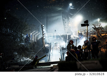 スキージャンプ　スタート 32810628