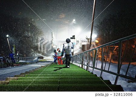 スキージャンパー 準備 スキージャンパー 準備 32811006