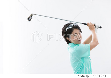 ミドル ゴルファー 女性 ミドル ゴルファー 女性 32815316