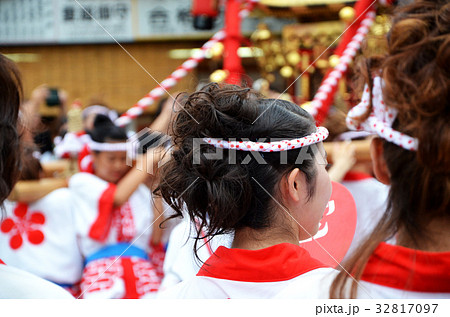 大阪 天神祭 ギャルみこしの写真素材